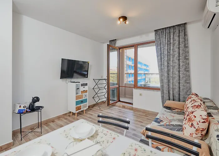 радина * Pomorie